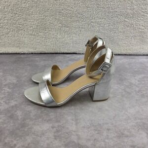 CL Laundry Silver Metallic Block Heel Ankle Strap Sandals JVCB-001 Size 9